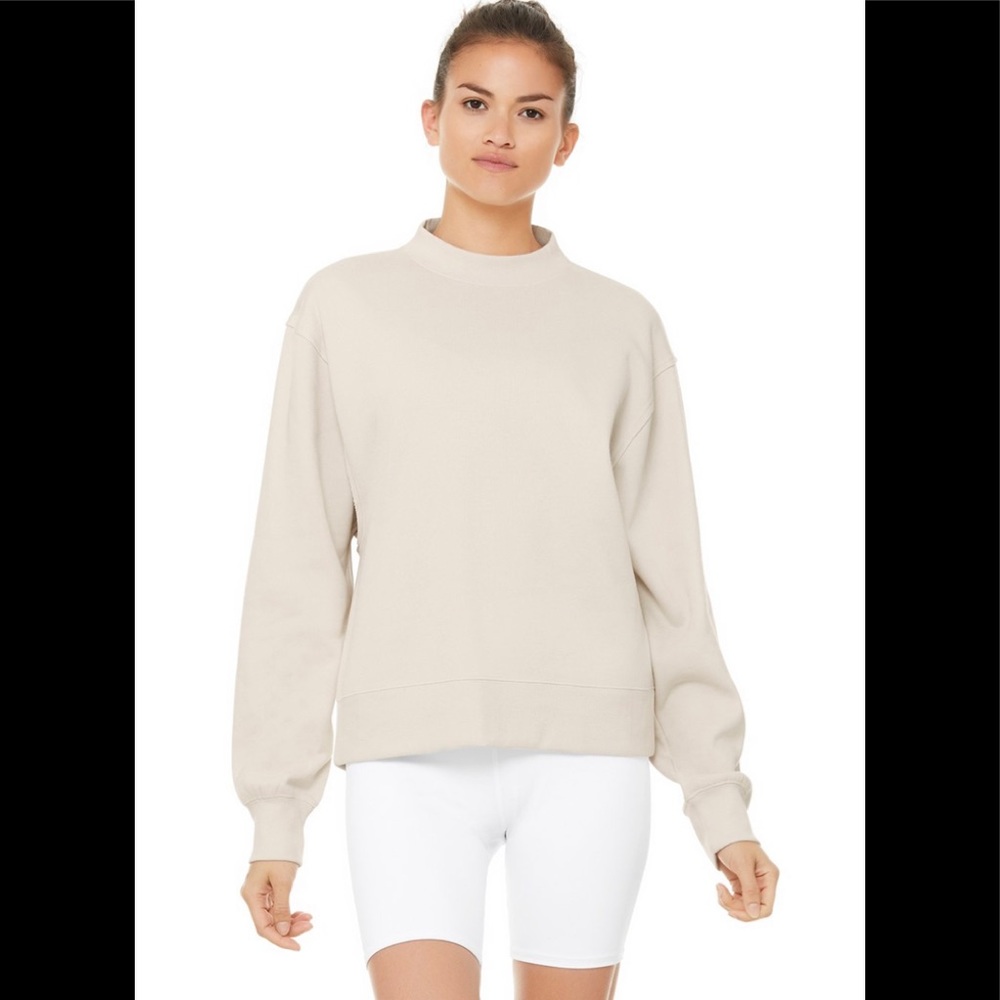 ✨ALO NWOT FREESTYLE PULLOVER SWEATSHIRT✨